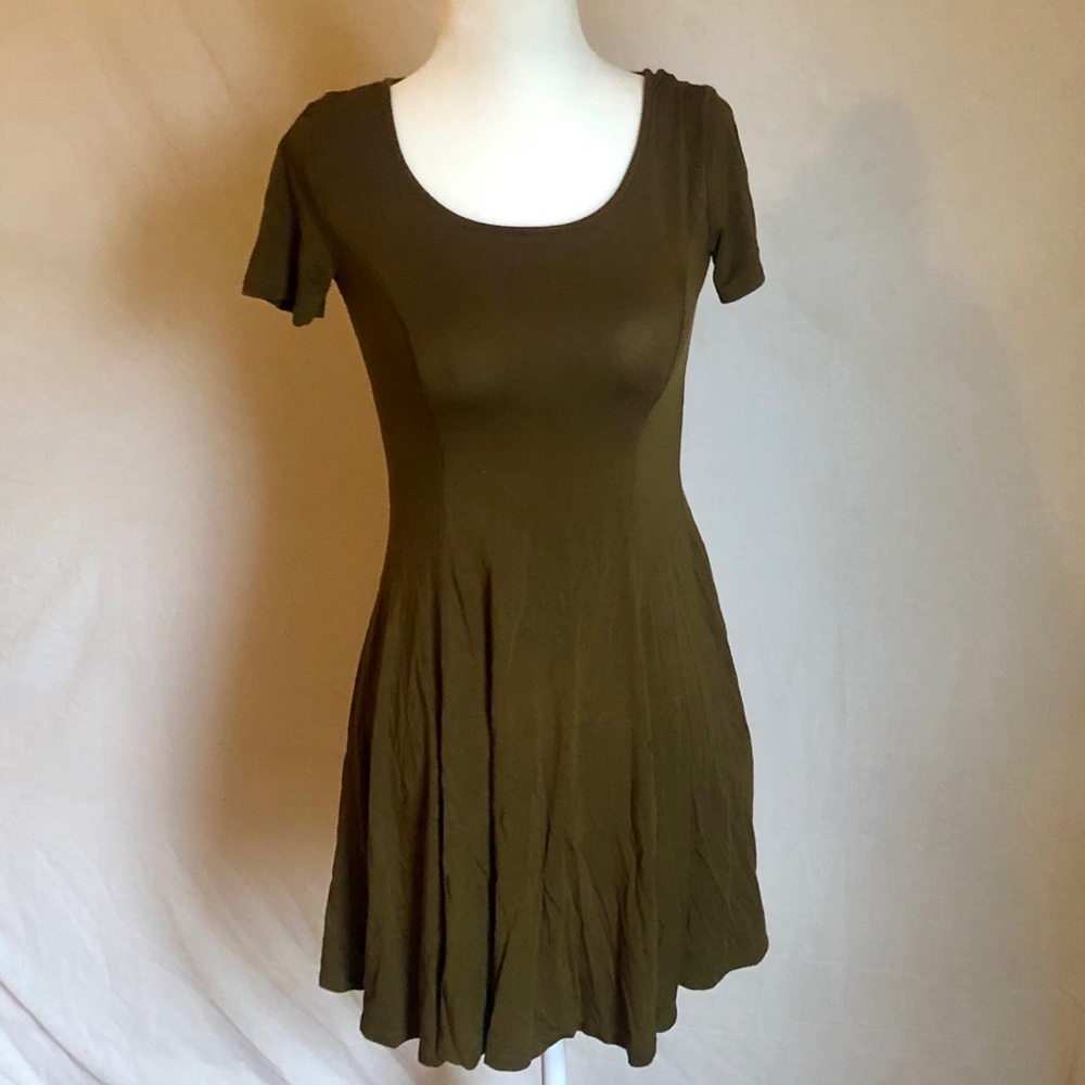 💛💜3 for $20 💜💛 Forever 21 Green T-shirt Dress